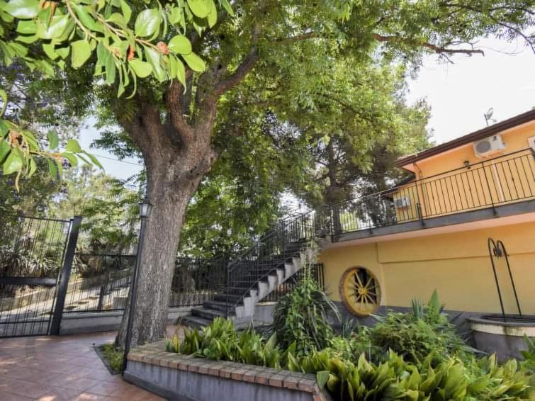 Villa Anna Mascali Bagian luar foto